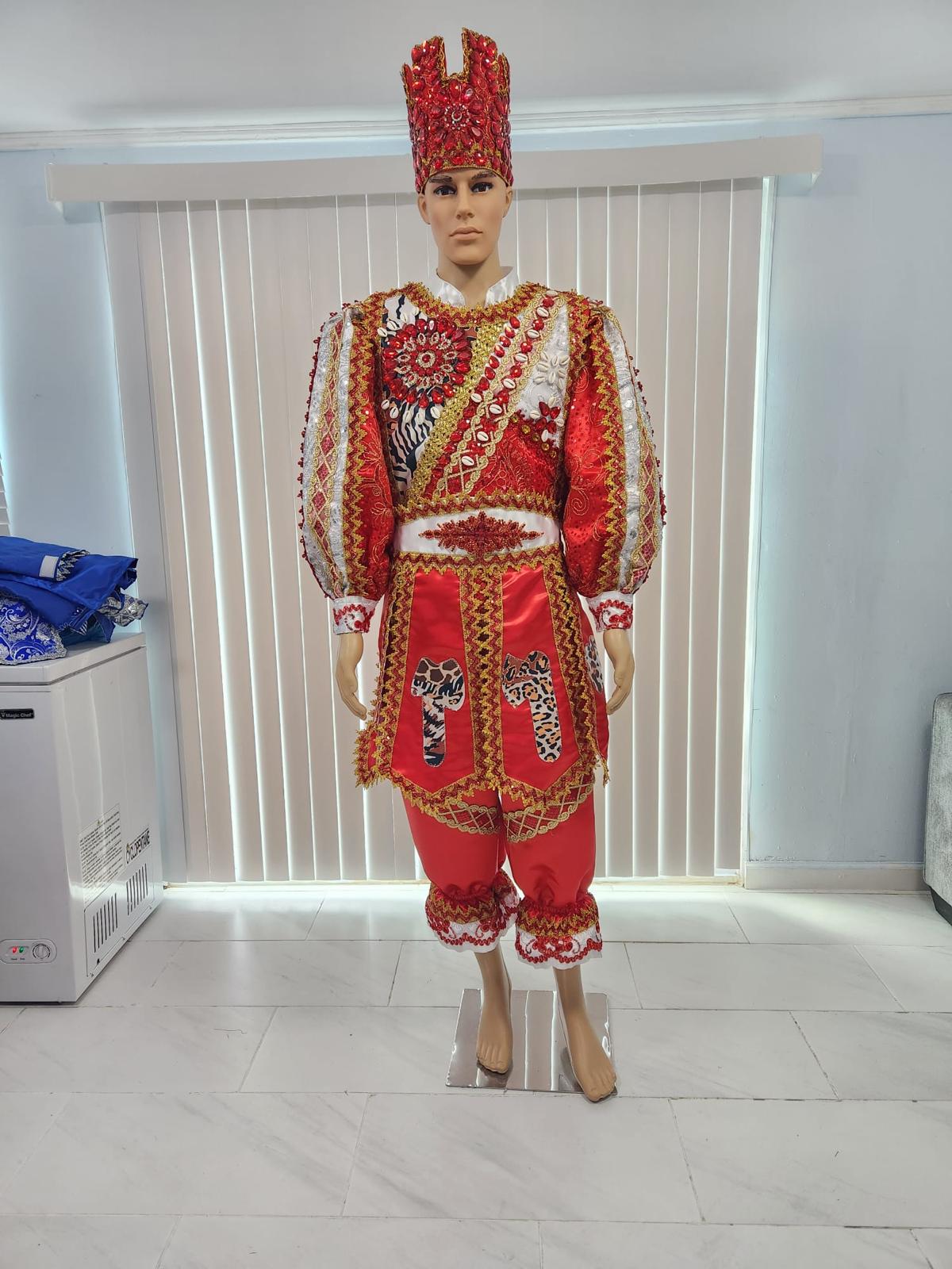 Traje de Santo a medida, Gala + Almuerzo desde $600.00 - Image 11