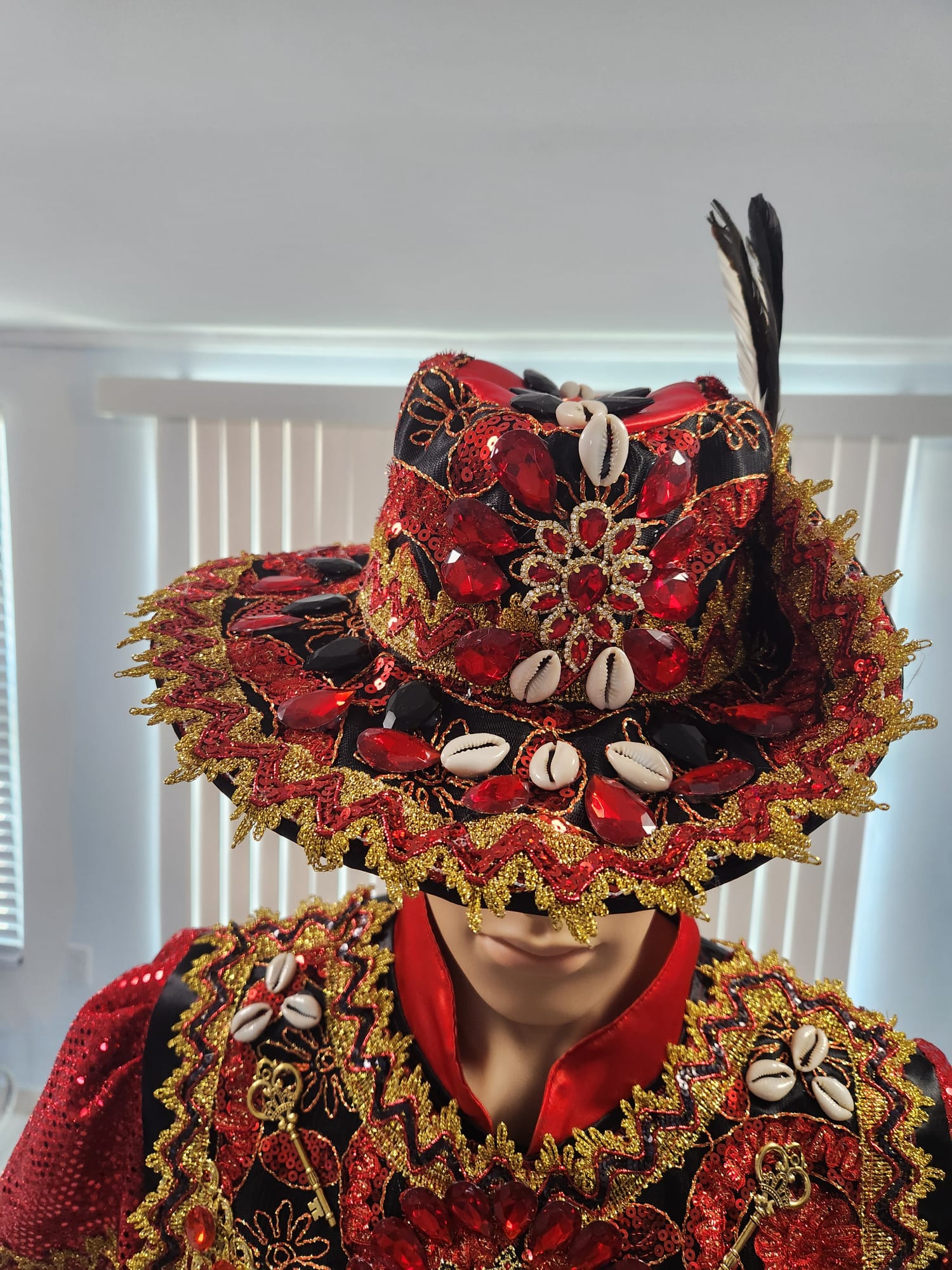 Traje de Santo a medida, Gala + Almuerzo desde $600.00 - Image 15