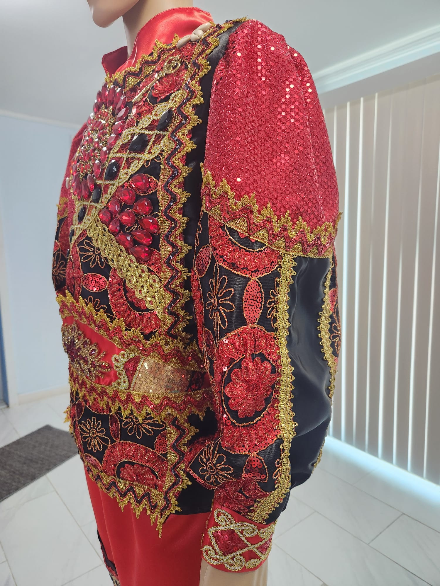 Traje de Santo a medida, Gala + Almuerzo desde $600.00 - Image 16