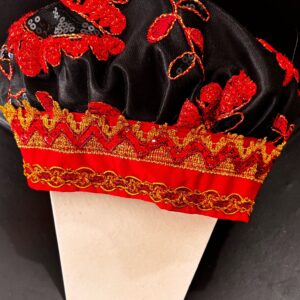 Gorro rojo y negro / eleggua